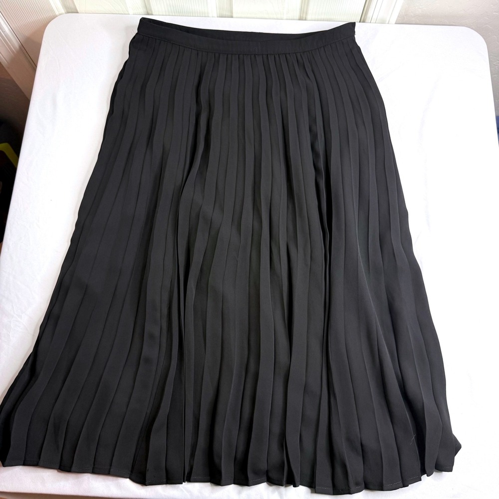 Christopher & Banks Womens Black Pleated Midi Skirt Size 8 Side Zip Lined Solid